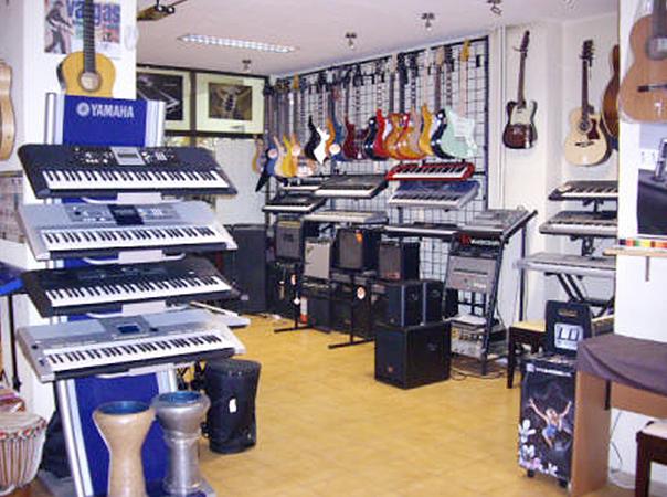 Musical Sancho interior de la tienda musical